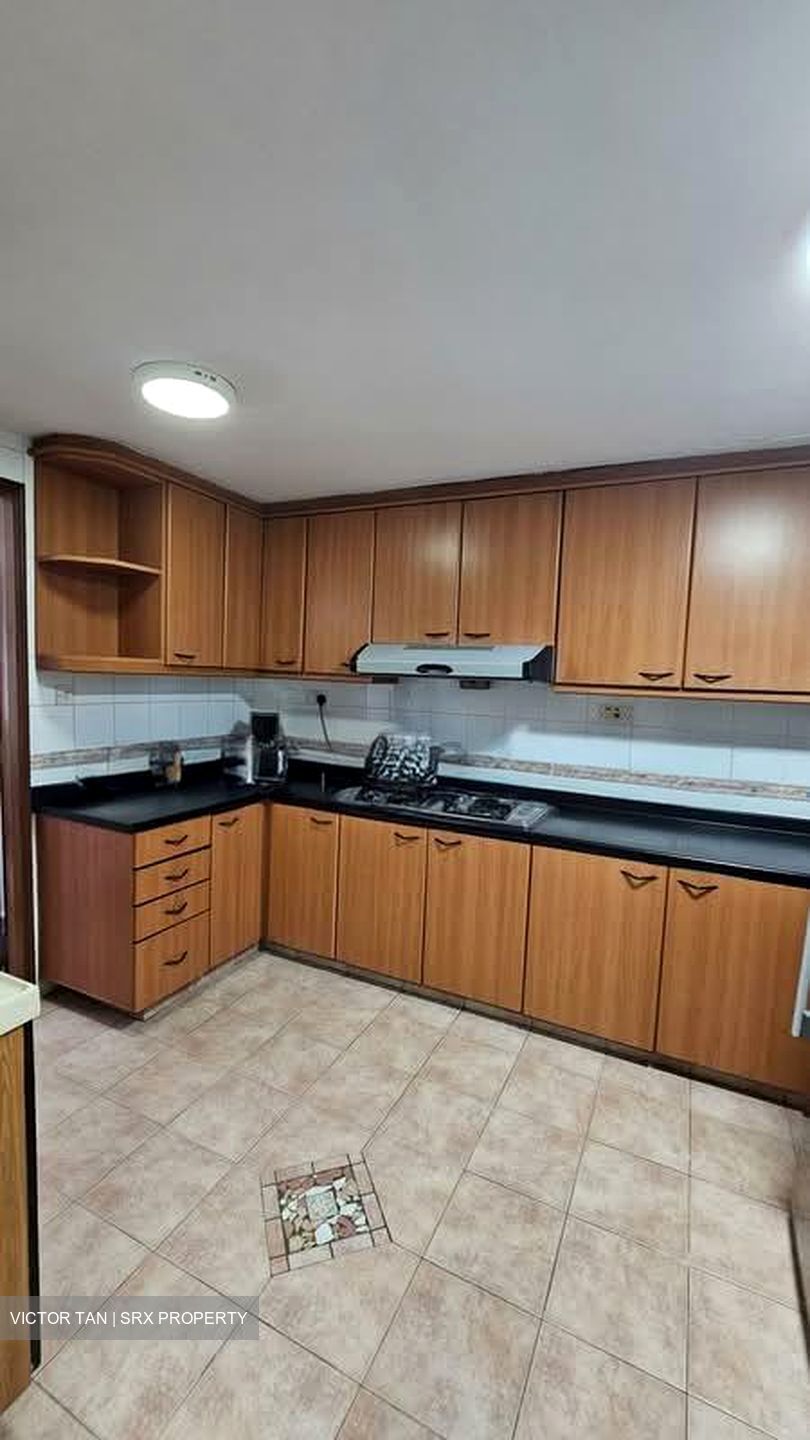 Eastvale (D18), Condominium #578314581
